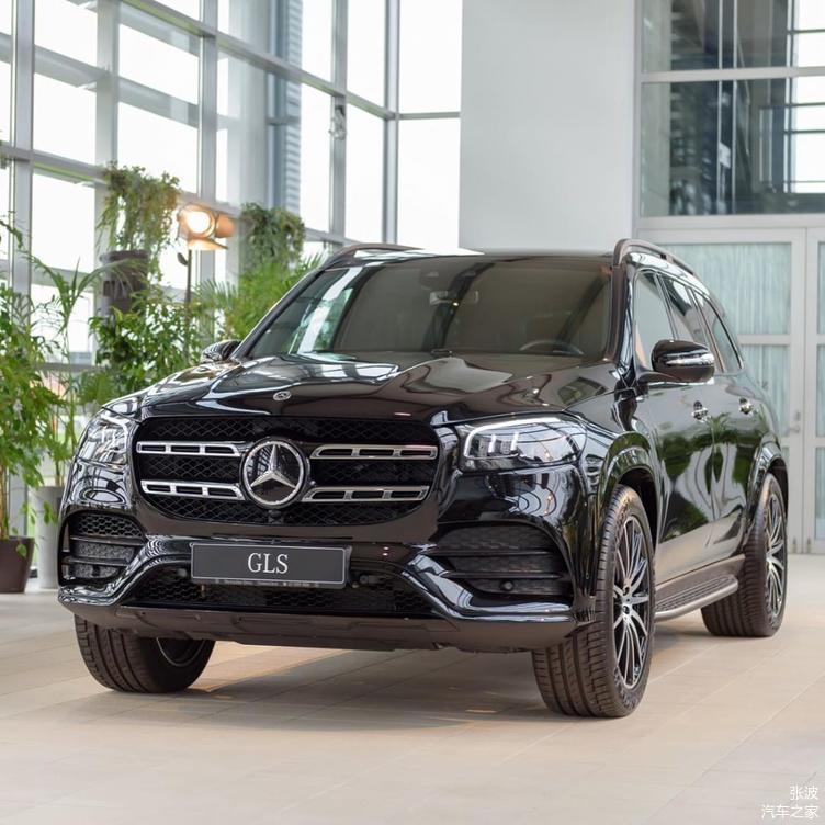 威武的气势全新奔驰gls级海外到店