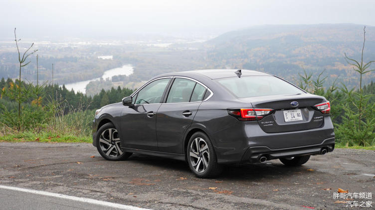 2020款斯巴鲁力狮海外实拍