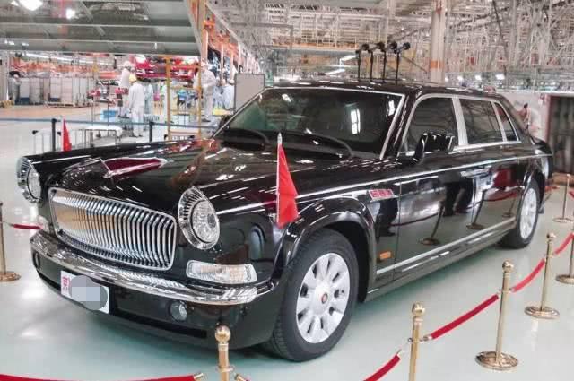 土豪看到"有话筒的红旗"就害怕?听完解释,车主:赶紧躲远点