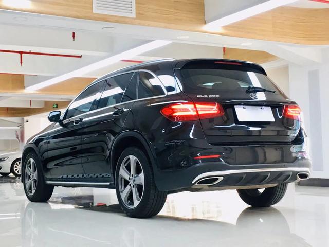 奔驰glc2017款glc2604matic豪华型