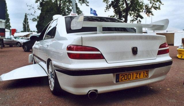 那时的帅气潇洒"的士之王"标致406