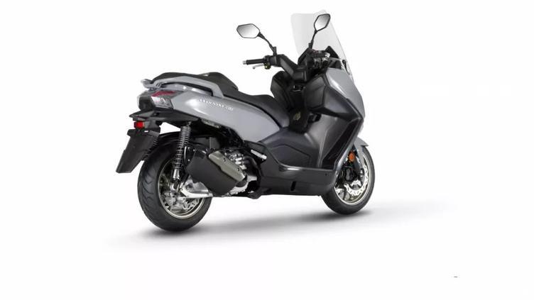 三阳发布2020款symmaxsym400颜值陡升