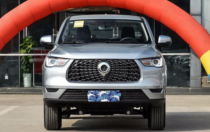 最便宜的手动版长城炮到店落地不足十万尺寸不输猛禽真大气