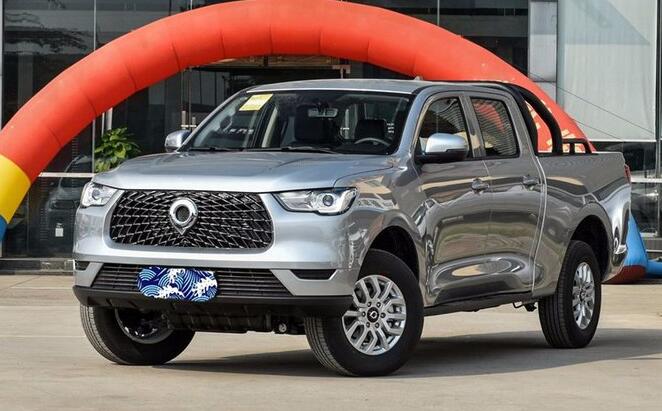 最便宜的手动版长城炮到店落地不足十万尺寸不输猛禽真大气