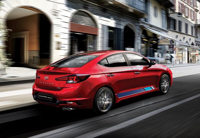 现代近期推出伊兰特冠军纪念版车型,宝马明年将增加android auto