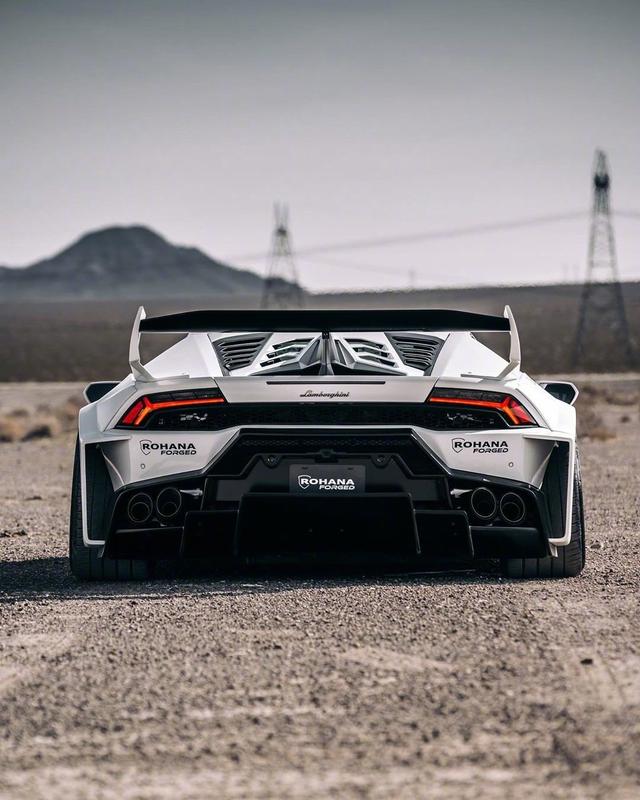 宽体兰博基尼huracan略失美感的改装风格