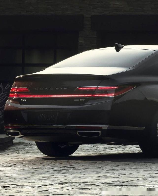 拥有迈巴赫的气场叫板宝马7系韩系豪车genesisg90实力如何