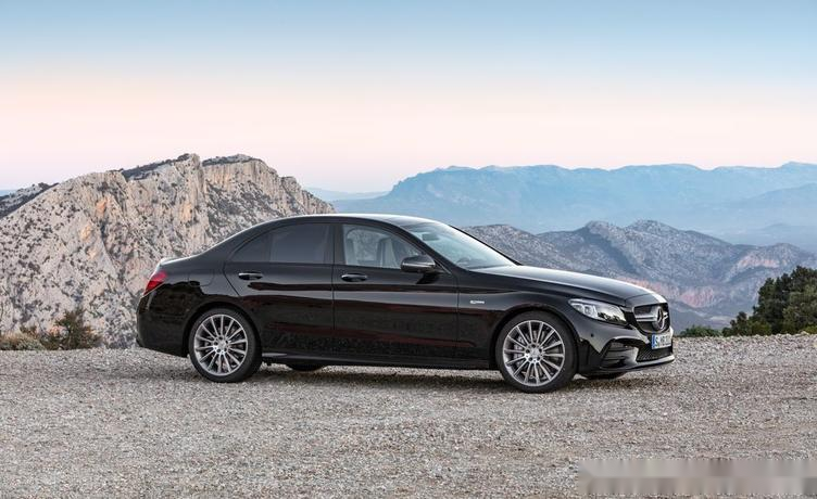 奔驰最受欢迎的四门轿车amgc43