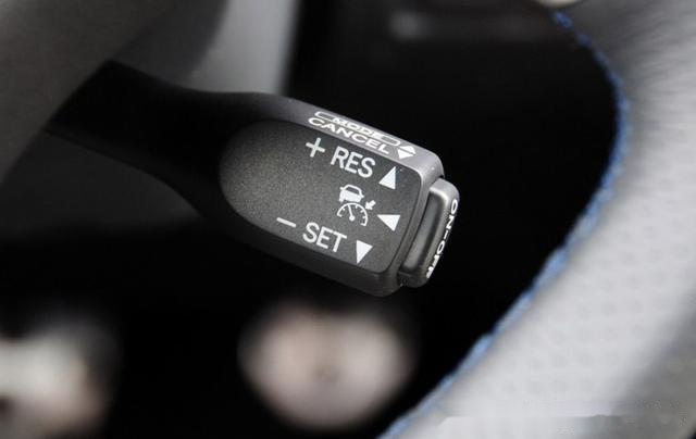 这是易远观不易亵玩的性能车 百万级日系车迷最爱 雷克萨斯is F 易车