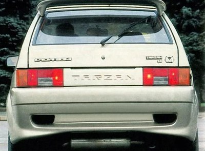 上个世纪90年代tarzan拉达跨界车专为乡村公路设计的越野车底盘