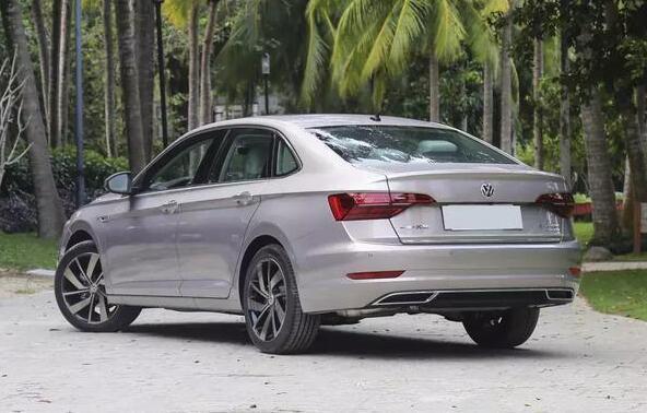 想入手一辆轿车轩逸和速腾应该怎么选择