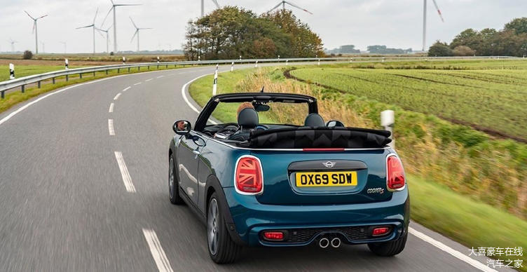 mini发布全新敞篷车,mini cabrio sidewalk限量版!