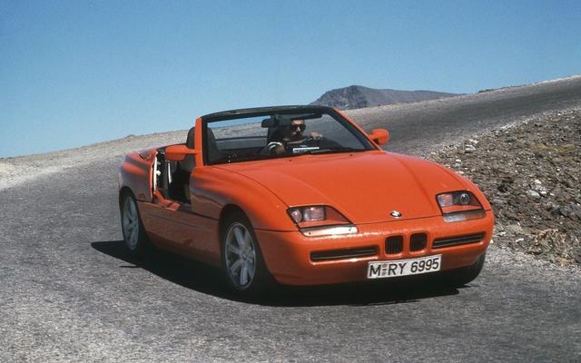 还记得老爷车 宝马z1吗 跑车中的豪华车 19年汽车指南的封面 易车