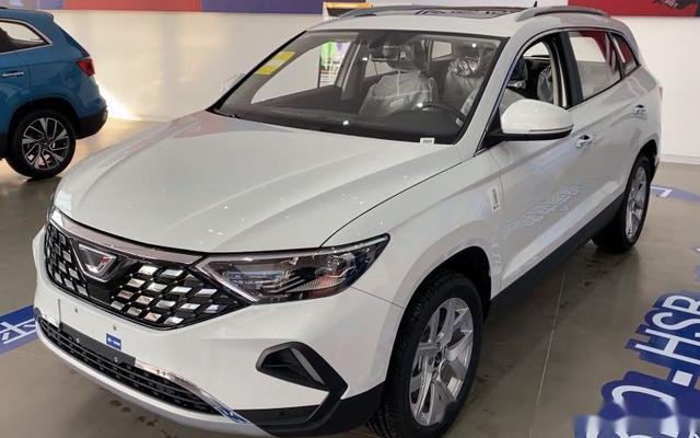 2020款捷达vs7到店实拍预售价11181428万元配备14t发动机