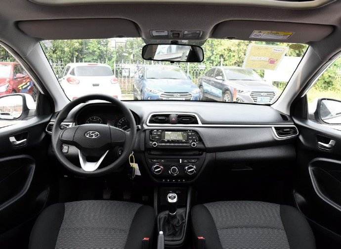 北京现代2020款瑞纳正式上市指导价4