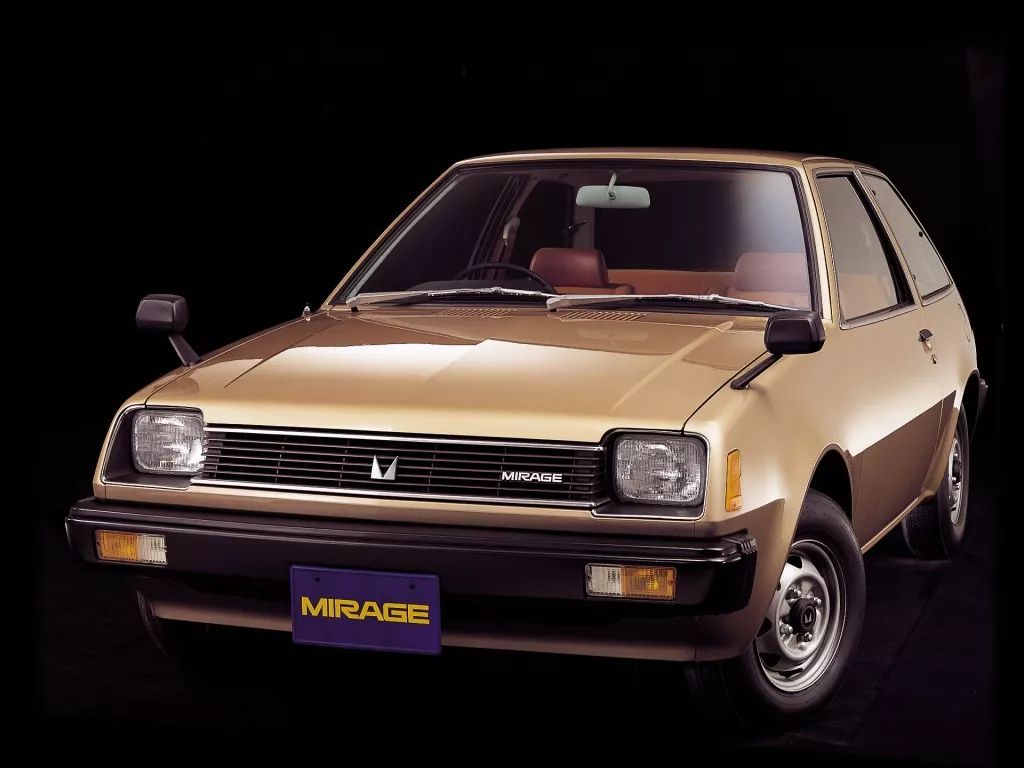 丰田tercel/corsa1978作为丰田首款前驱车,tercel(以及它的姊妹车)