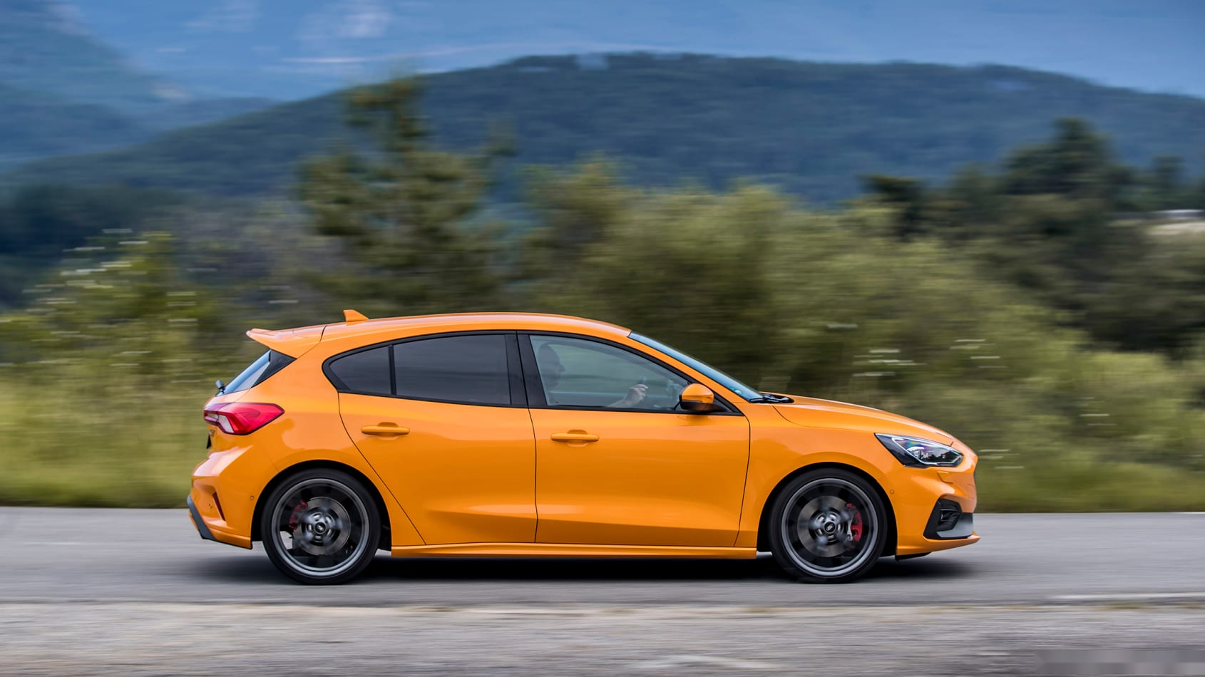 这不是普通买菜车2020款第四代福特福克斯st小钢炮