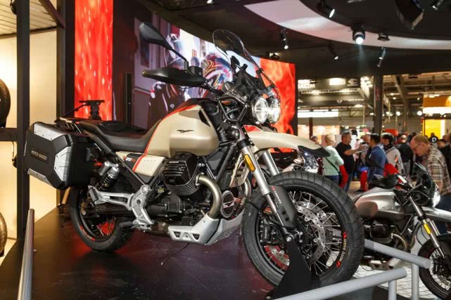 摩托古兹v85 tt travel 2020 上市售价约11万人民币