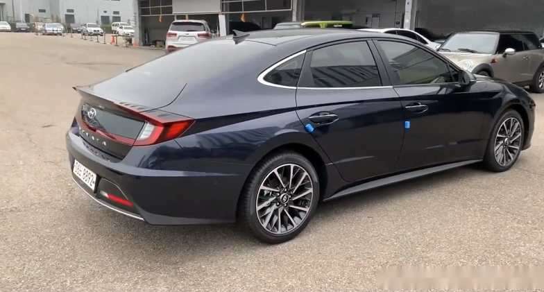 第十代索纳塔要来了20t8at外观运动内饰科幻能否获得认可