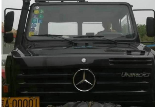 蓝黄黑三块京a00001车牌都挂在什么车每一台都不简单