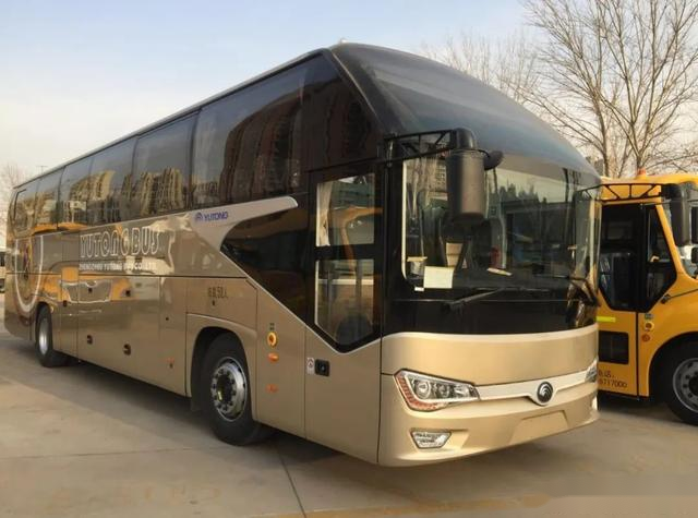 宇通牌zk6128hqb5y客车东风牌eq6608lt6d客车此外,此批达标的客车车型