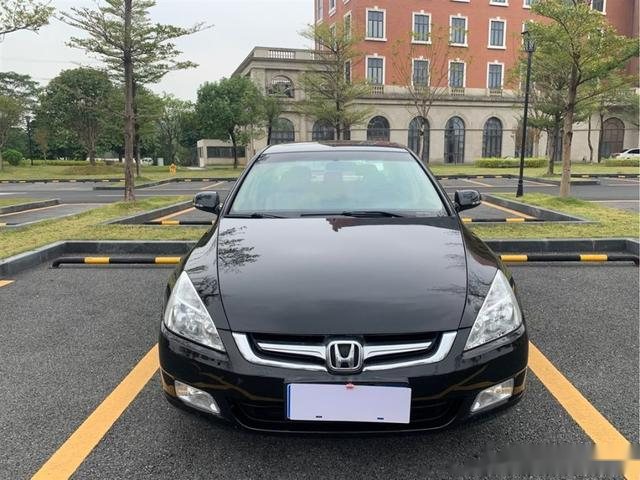 最经典的本田七代雅阁2007款本田雅阁24