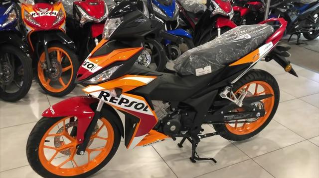 高性能弯梁,本田rs150r到店实拍,相当帅气!