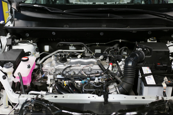 这台6zr-fae发动机最大功率为111kw/6200rpm,最大扭矩为192n·m/3800