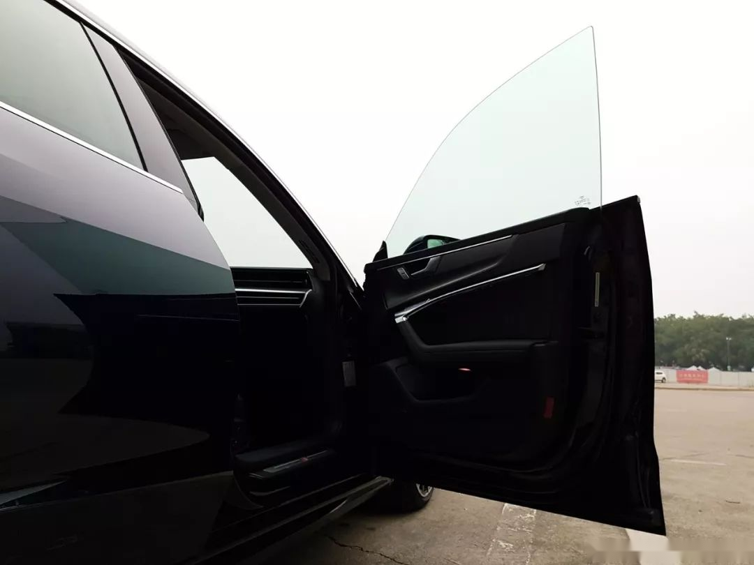 试了几天不想还车!奥迪a7教科书般地演绎"帅"字背后的功力