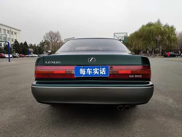 25年的经典情怀老车凌志es300