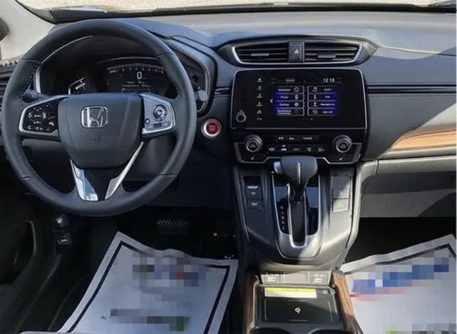 款本田crv现身 化身 粗犷型男 长度提升 或于6月上市 易车