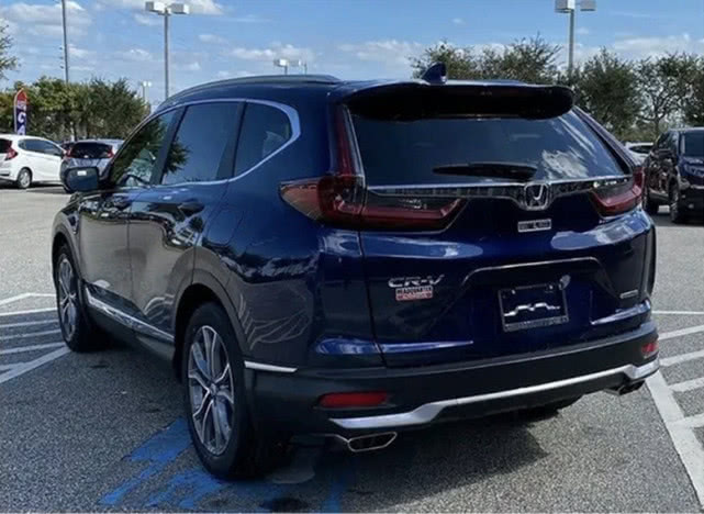 款本田crv现身 化身 粗犷型男 长度提升 或于6月上市 易车