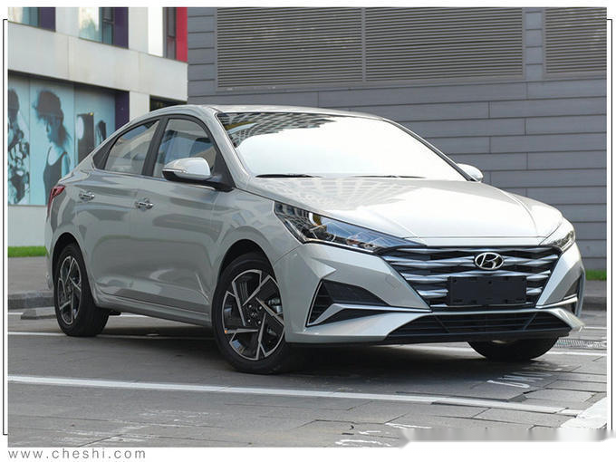 现代全新悦纳实车升级运动外观增涡轮动力