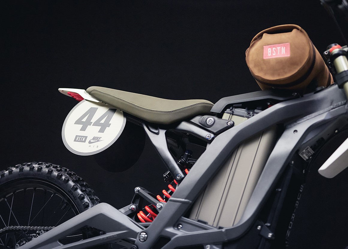 虬龙轻蜂电动车改装专为nikeairmaxday