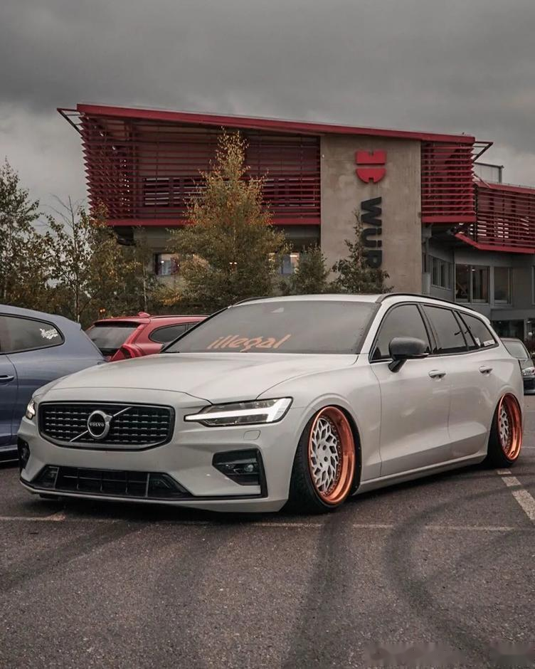 沃尔沃v60改装_轮毂_车身
