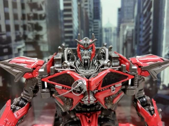 ss变三御天敌实拍图公布大长腿相当养眼