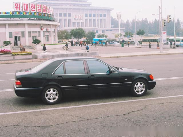 走进朝鲜:在朝鲜买一辆二手奔驰车多少钱?