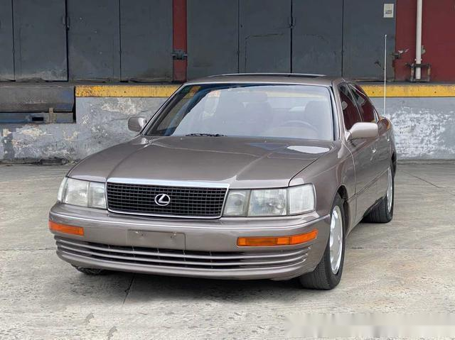 丰田90年代全部车型图片