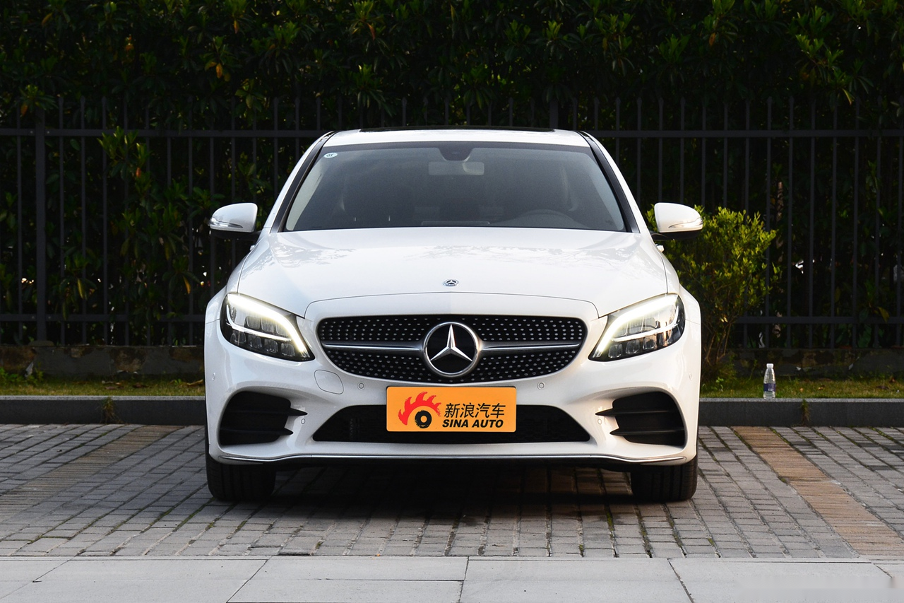 2020款奔驰c级改款c 200l时尚型运动版_易车