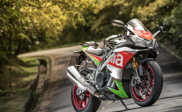 目前仍在售的阿普利亚车型——阿普利亚rsv4rf,售价高达26.8万元