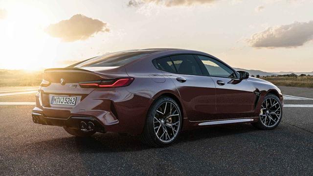 820匹马力的宝马m8 competition发布,2020年款铃木ertiga发布