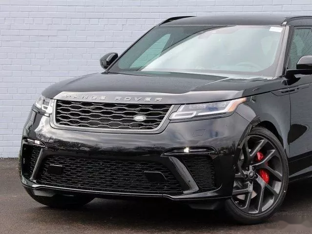 路虎揽胜星脉svr性能强劲外观运动个性真心帅气