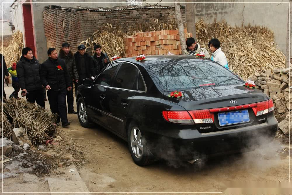 农村汽车越来越多除了生活水平提高之外这两个原因也很关键