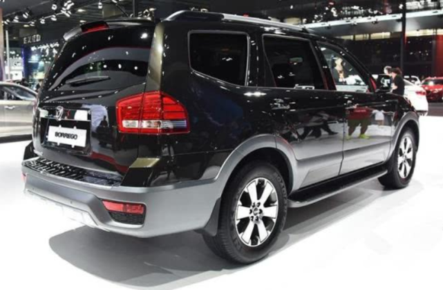 还要丰田霸道吗2020款起亚霸锐亮相比揽胜彪悍v6缸3把锁