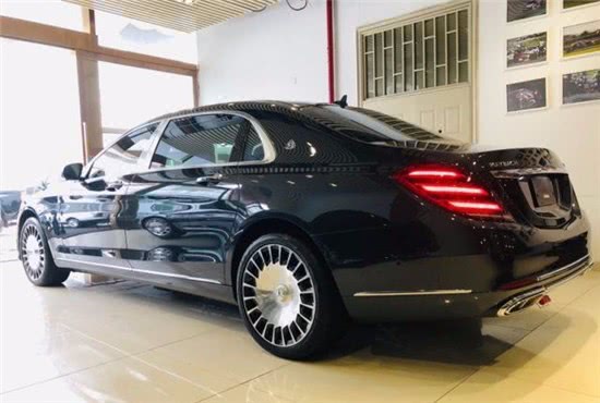 迈巴赫s560库存老款静态体验现车国五力度惊人的大体验人生巅峰座驾