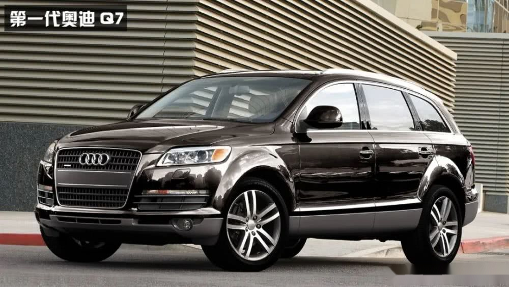 款奥迪q7实拍整容变年轻30t48v轻混动力强大