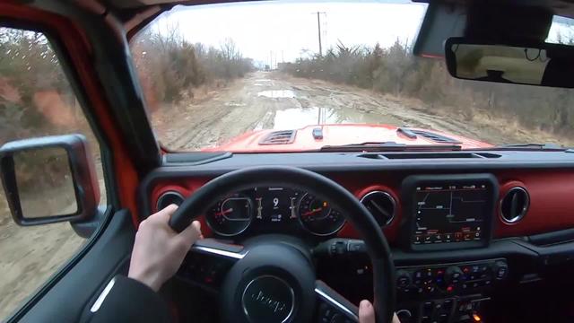 第一视角带着你,驾驶2020款jeep牧马人越野去!