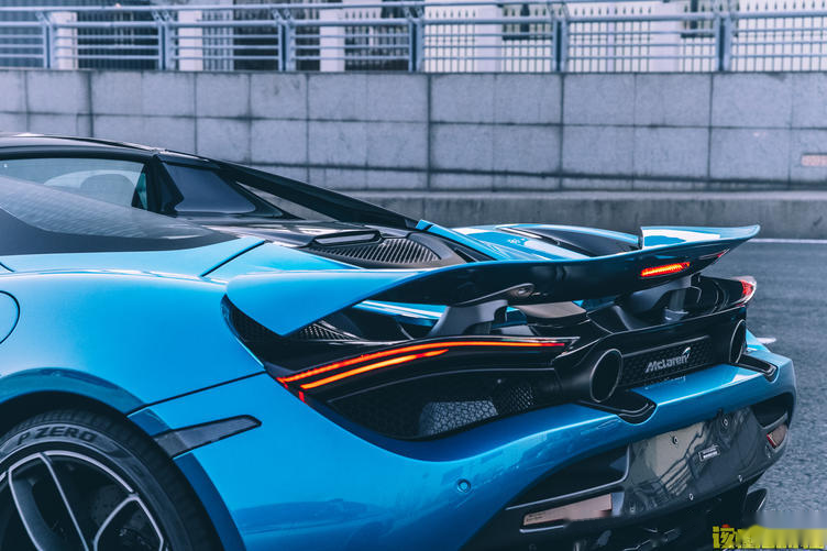 迈凯伦720s马力_动力_尾翼