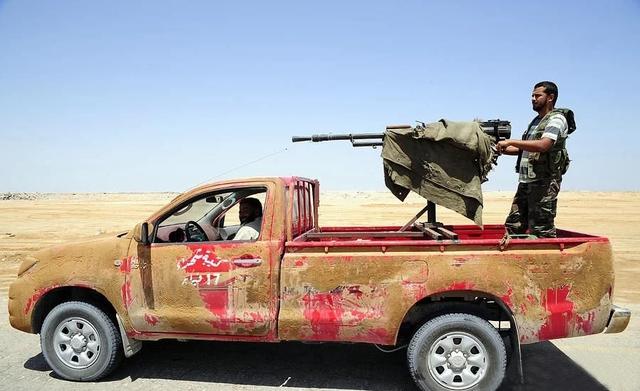 机动,实用性很强,单排皮卡众所周知,叙利亚有着皮卡大国的称号,而像