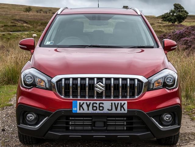 最强铃木suv来了!1.4t动力 6at,个性外观比本田缤智还帅气!